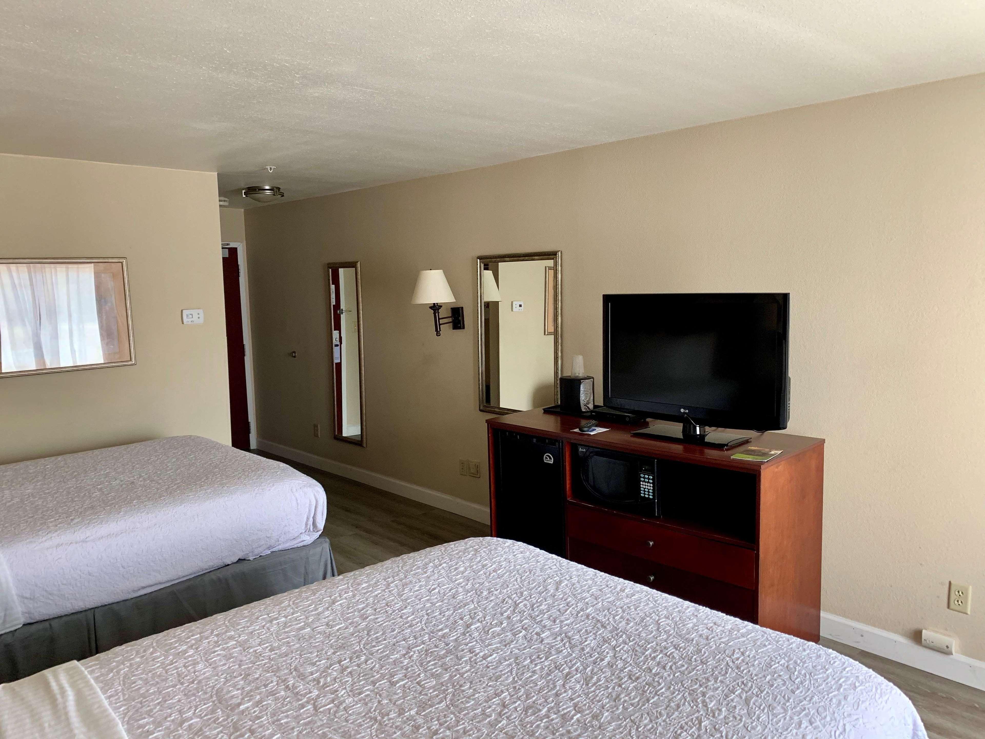Country Inn & Suites By Radisson, Midway - Tallahassee West 外观 照片
