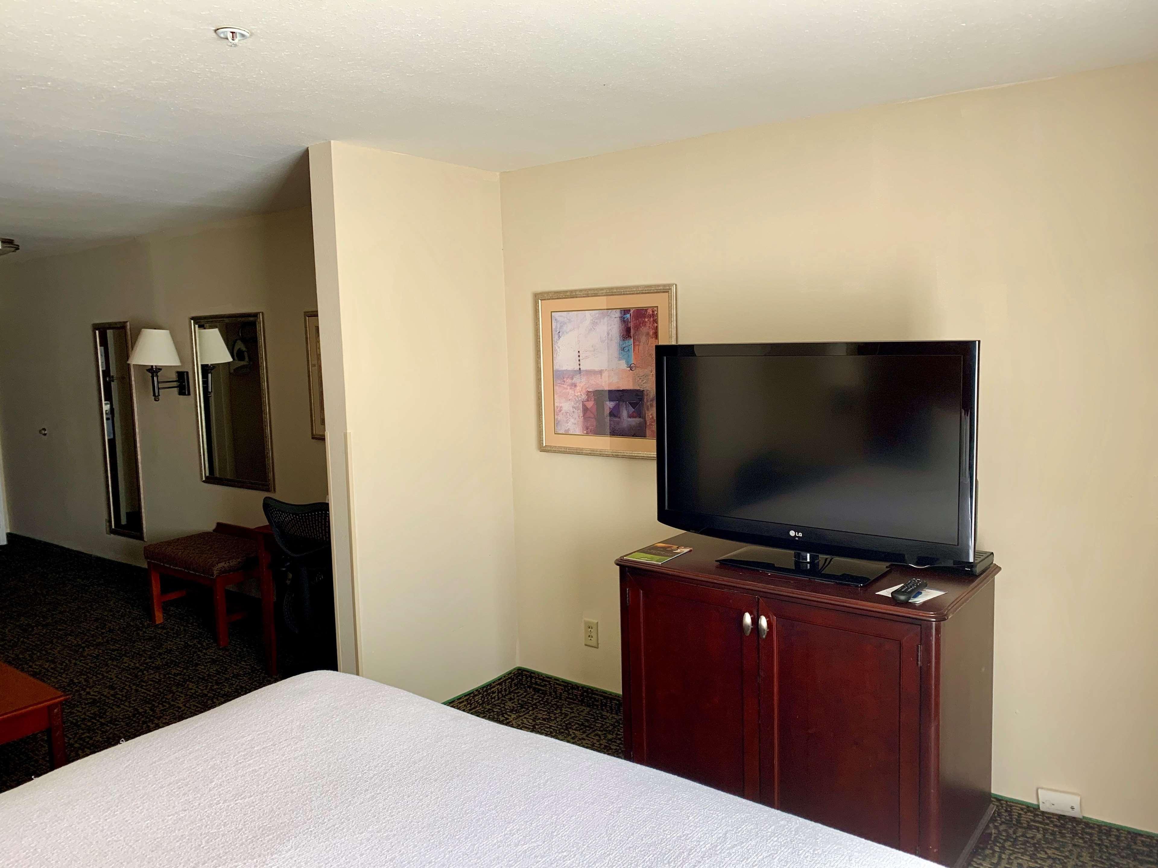 Country Inn & Suites By Radisson, Midway - Tallahassee West 外观 照片