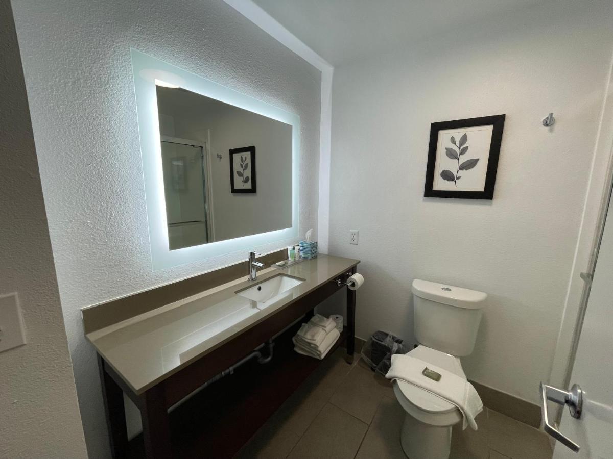 Country Inn & Suites By Radisson, Midway - Tallahassee West 外观 照片