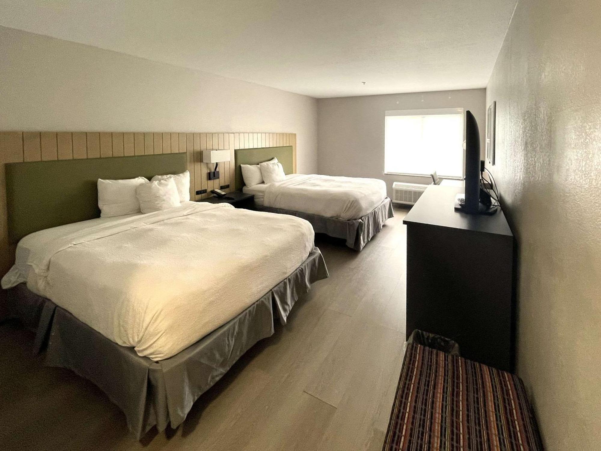 Country Inn & Suites By Radisson, Midway - Tallahassee West 外观 照片